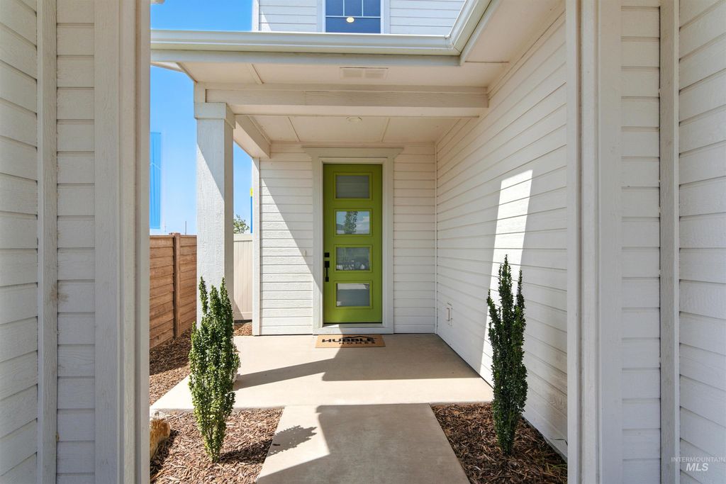 Photo of 5520 W Lost Rapids St, Meridian, ID 83646 (MLS # 98982063)