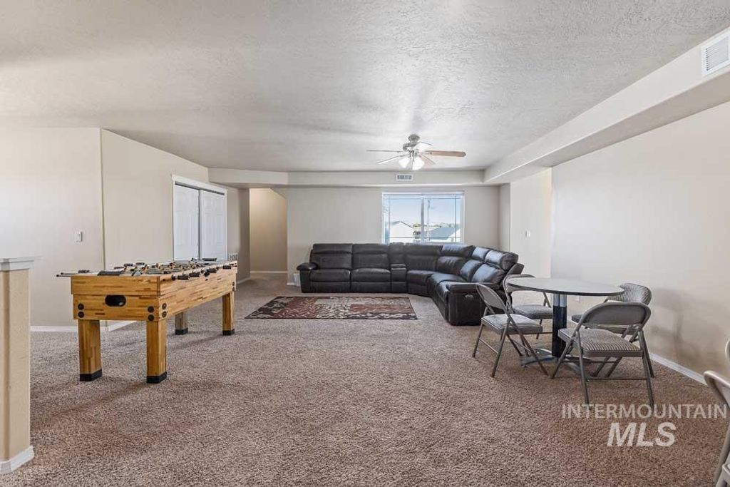 Photo of 7165 S Linder Road, Meridian, ID 83642 (MLS # 98972680)