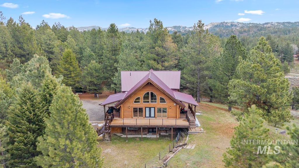Photo of 10360 Gamann Drive, Cascade, ID 83611 (MLS # 98982834)