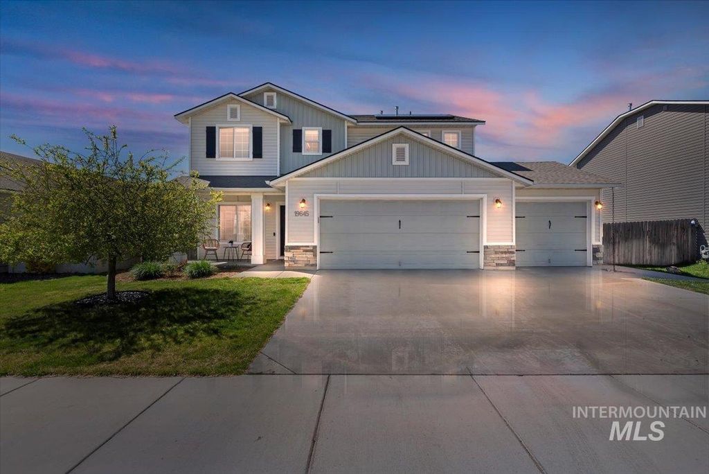 Photo of 19645 Stowe Way, Caldwell, ID 83605 (MLS # 98981248)