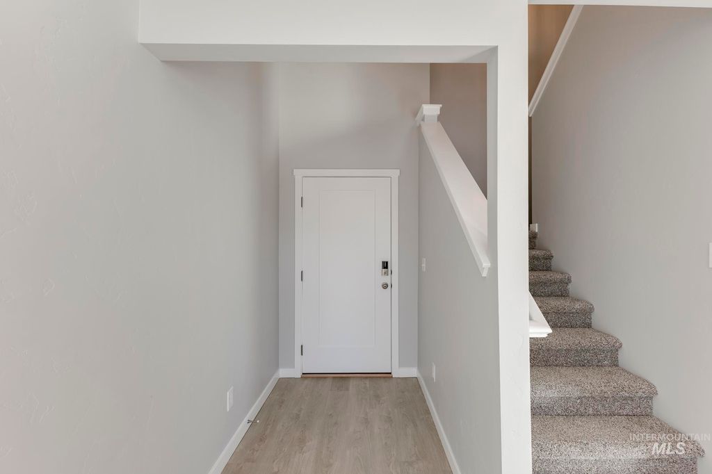 Photo of 105 Bighorn St, Horseshoe Bend, ID 83629 (MLS # 98963156)