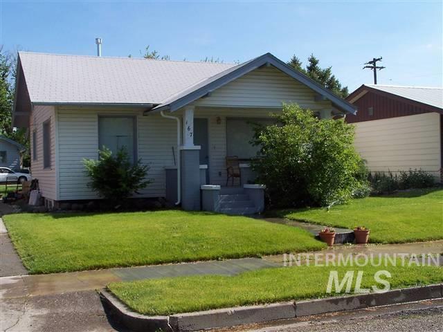 Photo of 167 W Garfield Ave, Glenns Ferry, ID 83623 (MLS # 99005123)