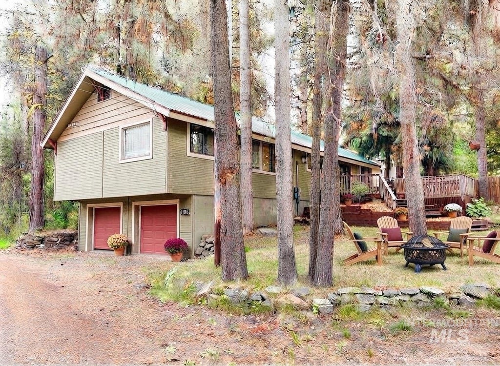 Photo of 1025 Meadows Rd, McCall, ID 83638 (MLS # 98995216)