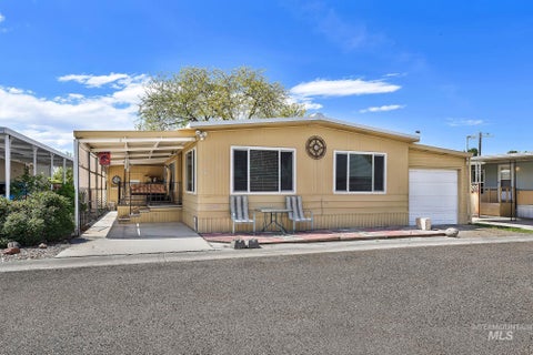 Photo of 1715 W Flamingo Ave #90, Nampa, ID 83651 (MLS # 98983307)