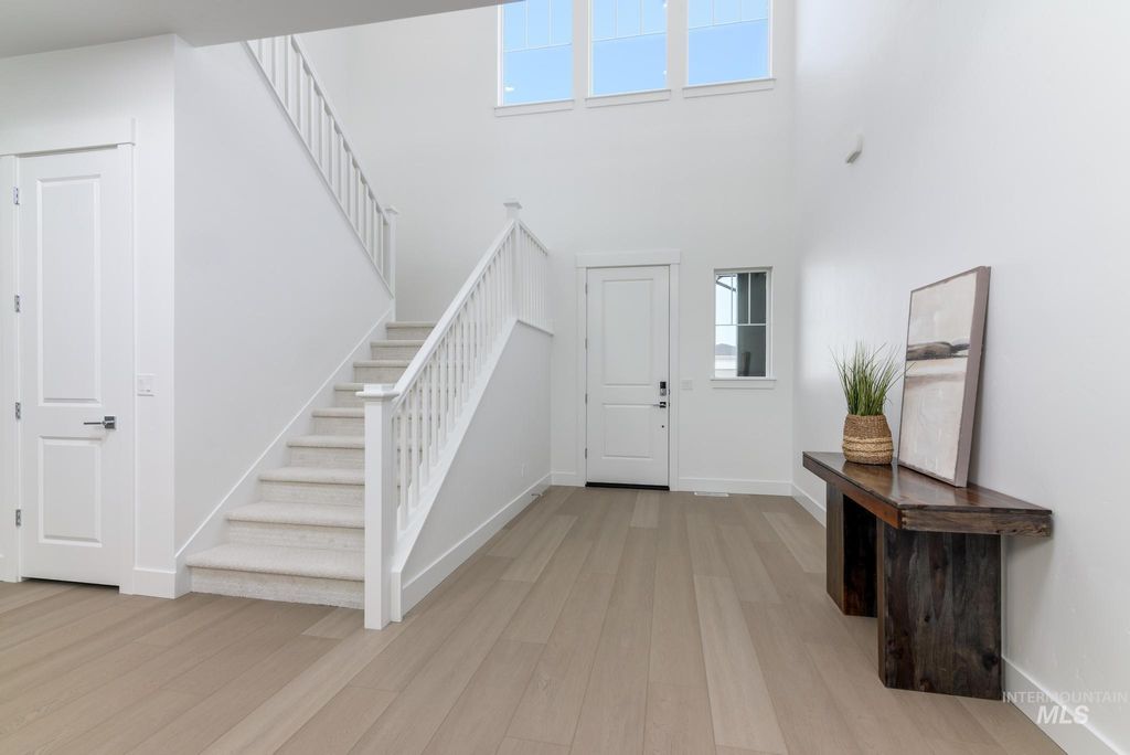 Photo of 1309 W Grassland Ct, Middleton, ID 83644 (MLS # 98969274)