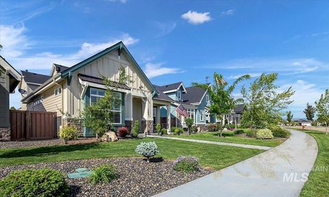 3784 W Silver River Ln Meridian ID 83646