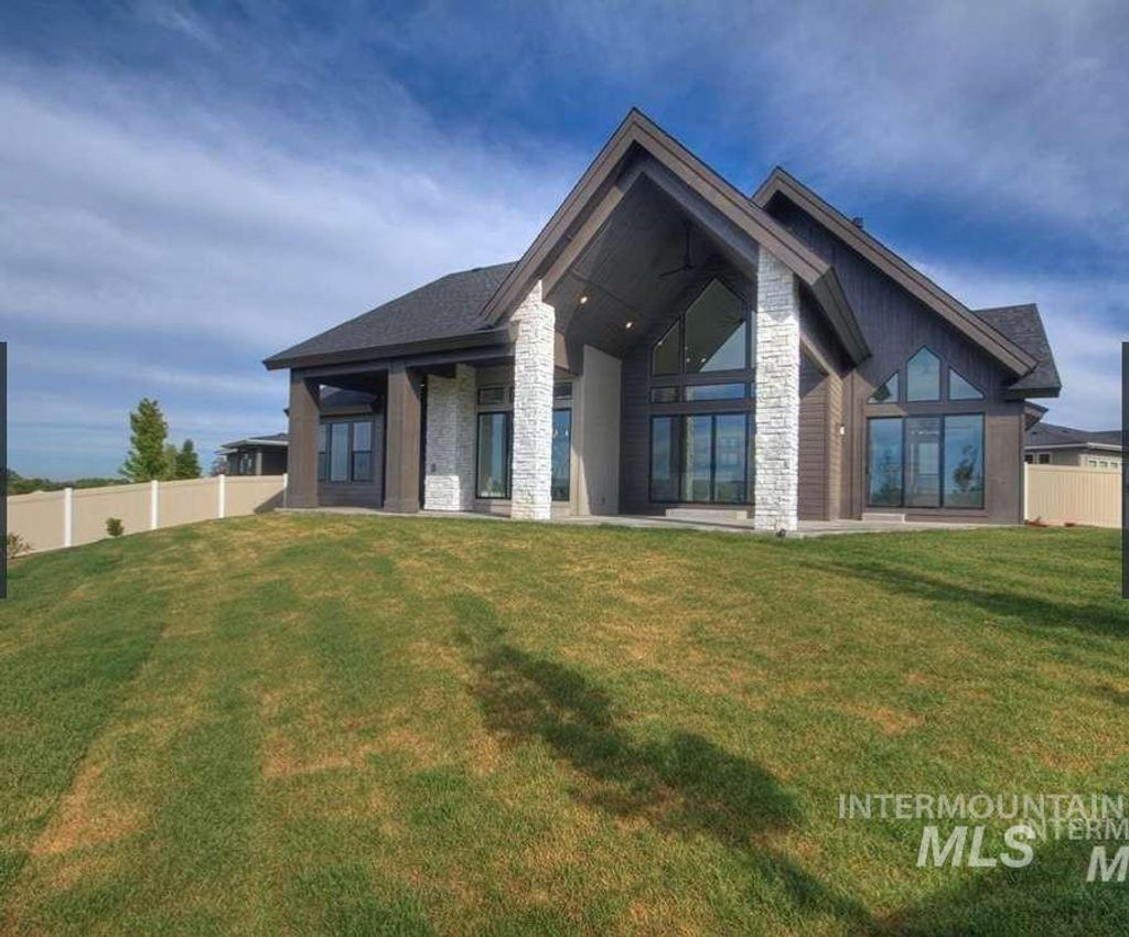 Photo of 6016 S Aluet Ave, Boise, ID 83709 (MLS # 98983709)