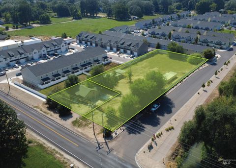 Photo of 1157 S Powerline Rd, Nampa, ID 83686 (MLS # 98961734)