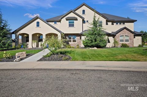 Photo of 5477 N Quail Summit Pl, Boise, ID 83703 (MLS # 98927063)
