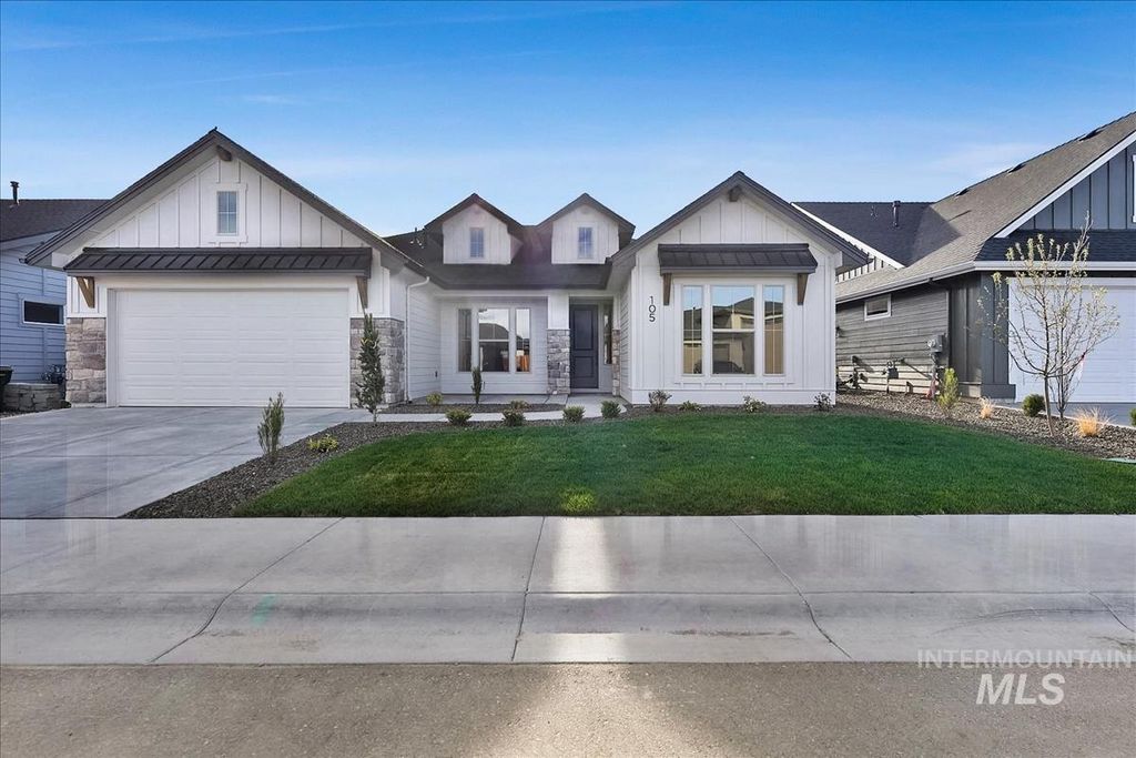 Photo of 105 S Sunniva Ave, Kuna, ID 83634 (MLS # 98983288)