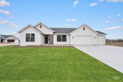 Photo of 1064 W Cub River Dr, Meridian, ID 83642 (MLS # 98986286)