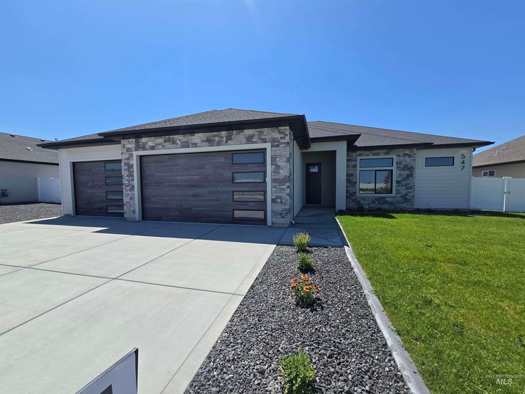 Photo of 547 Full Moon Way, Twin Falls, ID 83301 (MLS # 98946645)