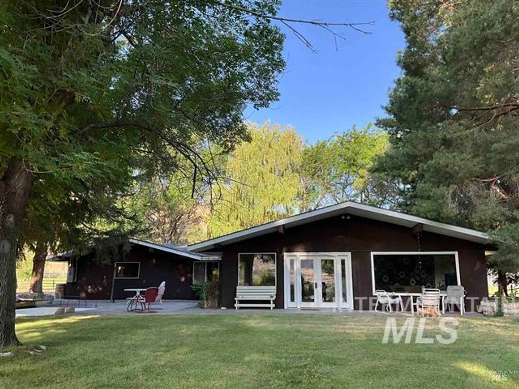 Photo of 4778 River Road, Buhl, ID 83316 (MLS # 98988360)