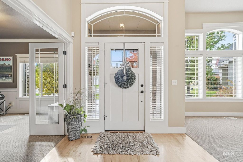 Photo of 4694 N Abruzzo Ave, Meridian, ID 83646 (MLS # 98969353)