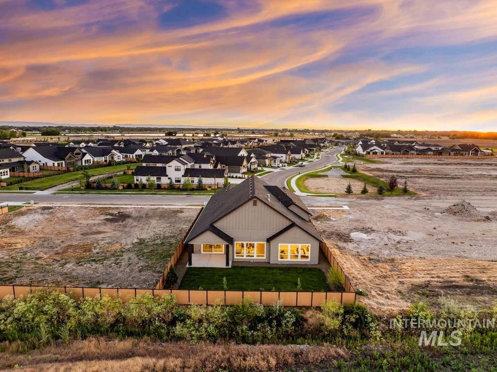 Photo of 21870 Appaloosa Ave, Star, ID 83669 (MLS # 98990320)