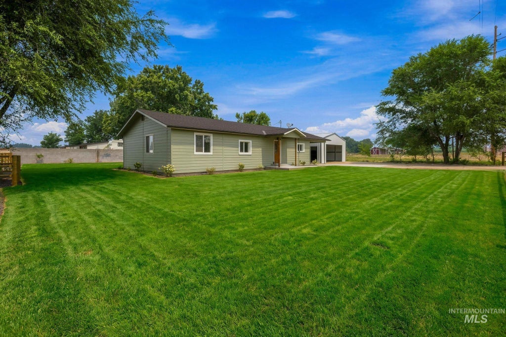 Photo of 14666 Willis Rd, Caldwell, ID 83607 (MLS # 98995758)