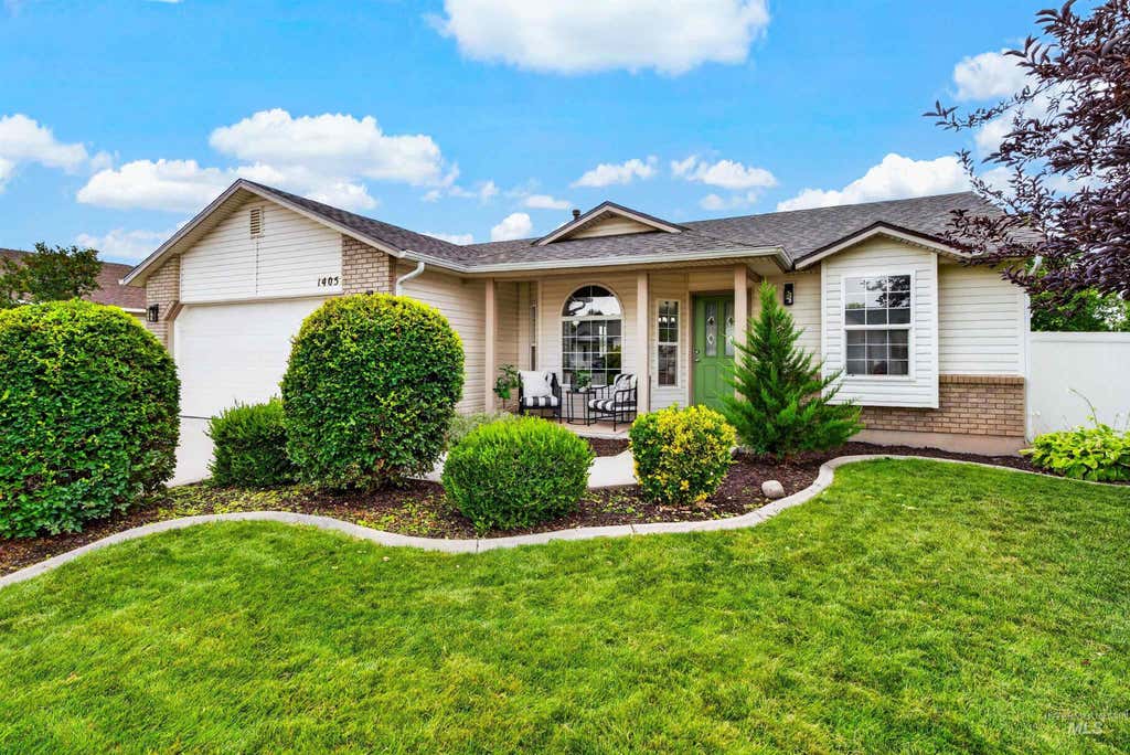 Photo of 1405 Boundary Street, Nampa, ID 83686 (MLS # 98998720)
