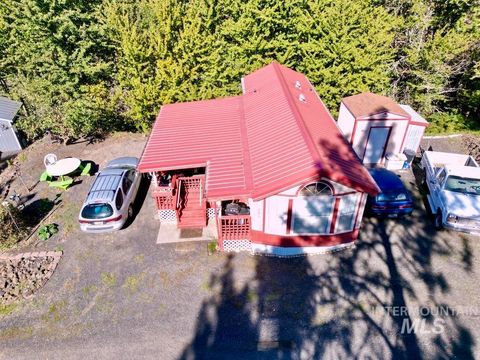 201 Chief Looking Glass Ln Kamiah ID 83536