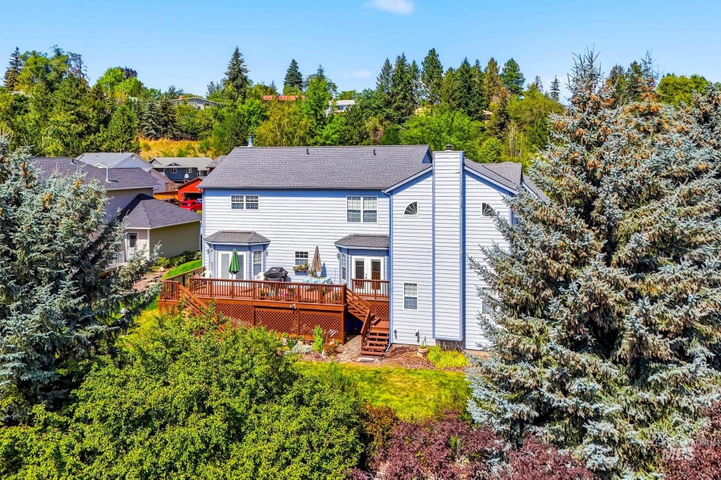 Photo of 1672 Appaloosa Rd, Moscow, ID 83843 (MLS # 98999278)