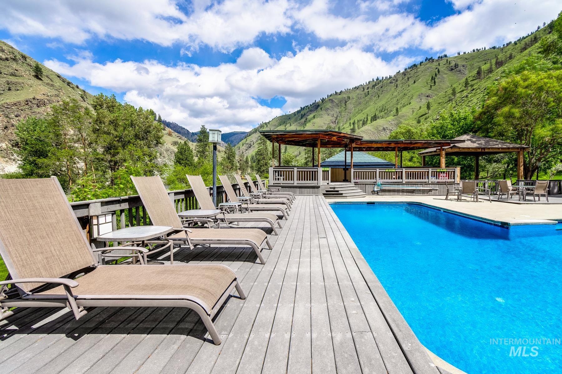 1590 Big Salmon River Rd