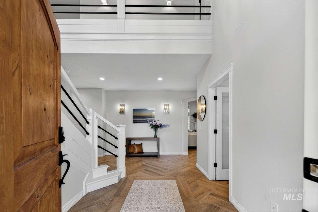 Photo of 7887 S Old Farm Ln, Meridian, ID 83642 (MLS # 98972237)