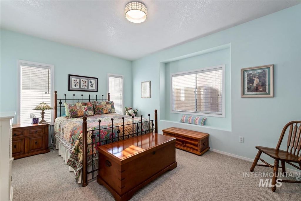 Photo of 9169 W Lancelot Court, Boise, ID 83704 (MLS # 98979573)