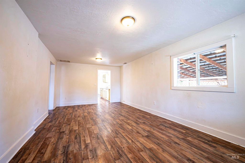 Photo of 721 E Main St, Emmett, ID 83617 (MLS # 98963619)