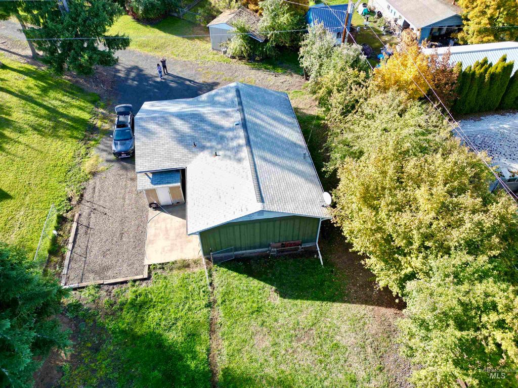 Photo of 137 Pine Road, Kamiah, ID 83536 (MLS # 98967168)