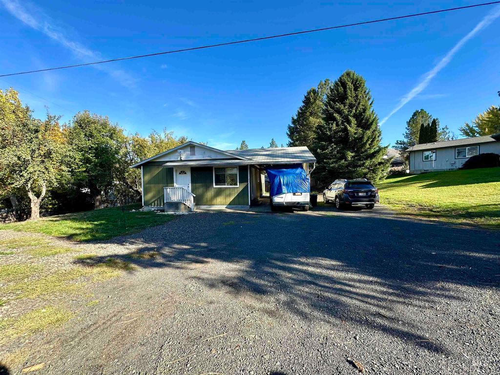 Photo of 137 Pine Road, Kamiah, ID 83536 (MLS # 98967168)