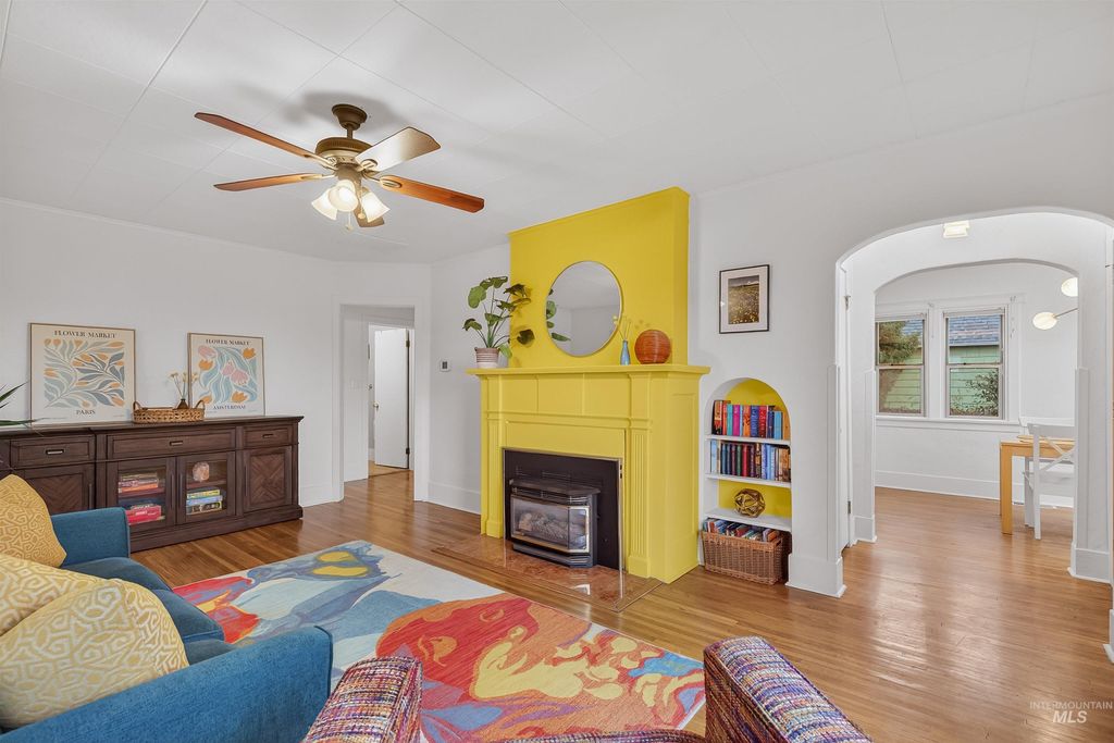 Photo of 1209 3rd Street, Lewiston, ID 83501 (MLS # 98971572)