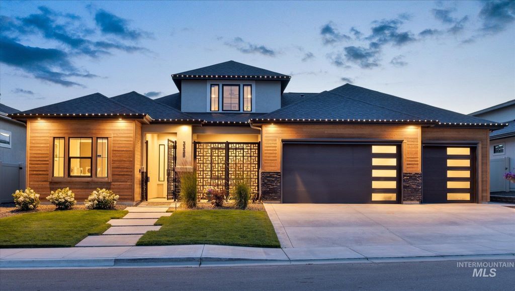 Photo of 3329 N Cherry Laurel Way, Star, ID 83669 (MLS # 98979332)