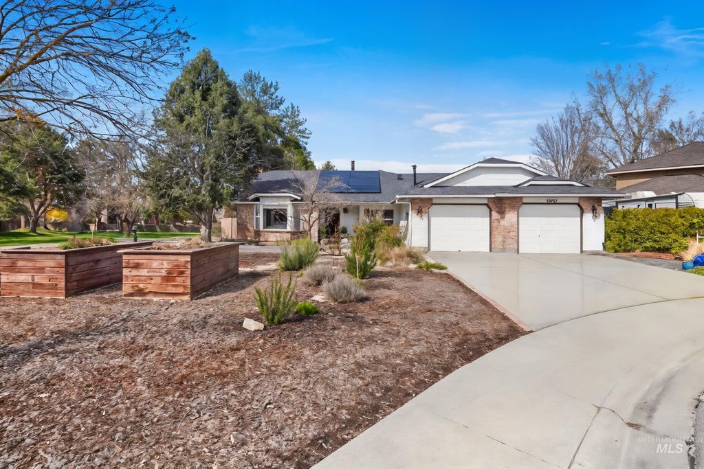 Photo of 1708 E Monterey Dr, Boise, ID 83706 (MLS # 98978889)