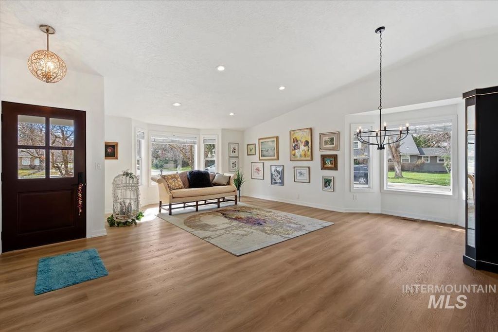 Photo of 1708 E Monterey Dr, Boise, ID 83706 (MLS # 98978889)