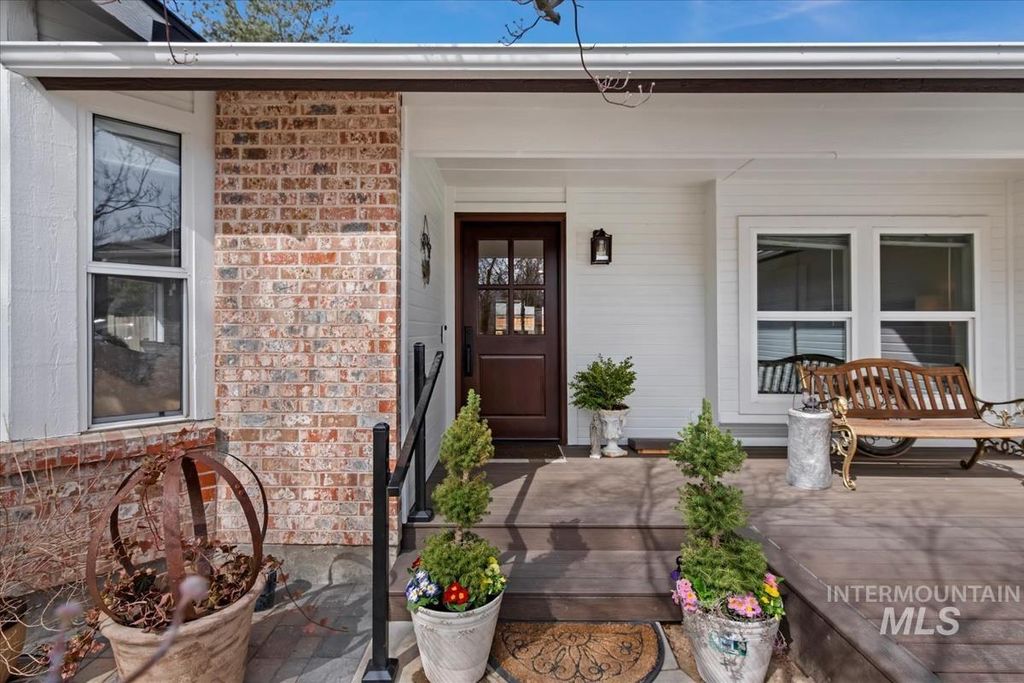 Photo of 1708 E Monterey Dr, Boise, ID 83706 (MLS # 98978889)