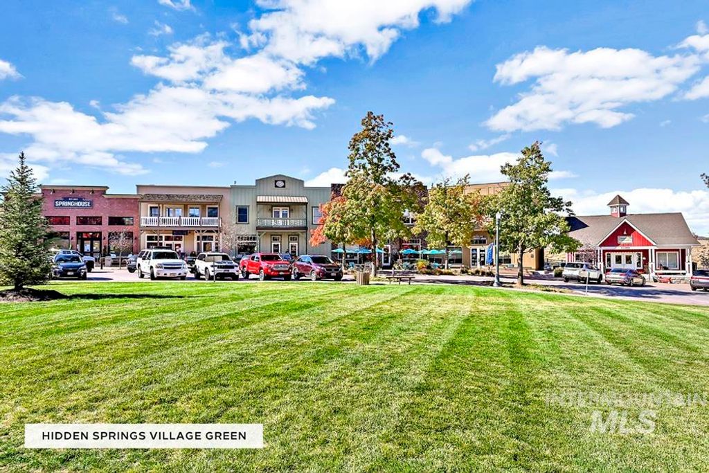 Photo of 5707 W Hidden Springs Dr, Boise, ID 83714 (MLS # 98981939)