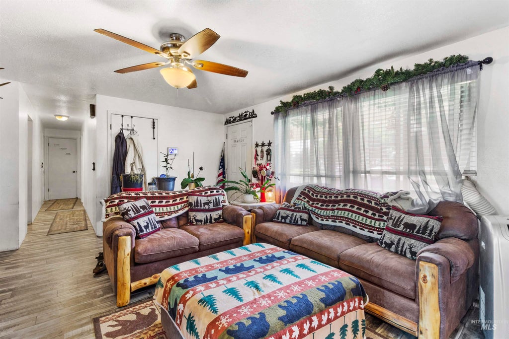 Photo of 636 Main St N, Hansen, ID 83334 (MLS # 98983799)