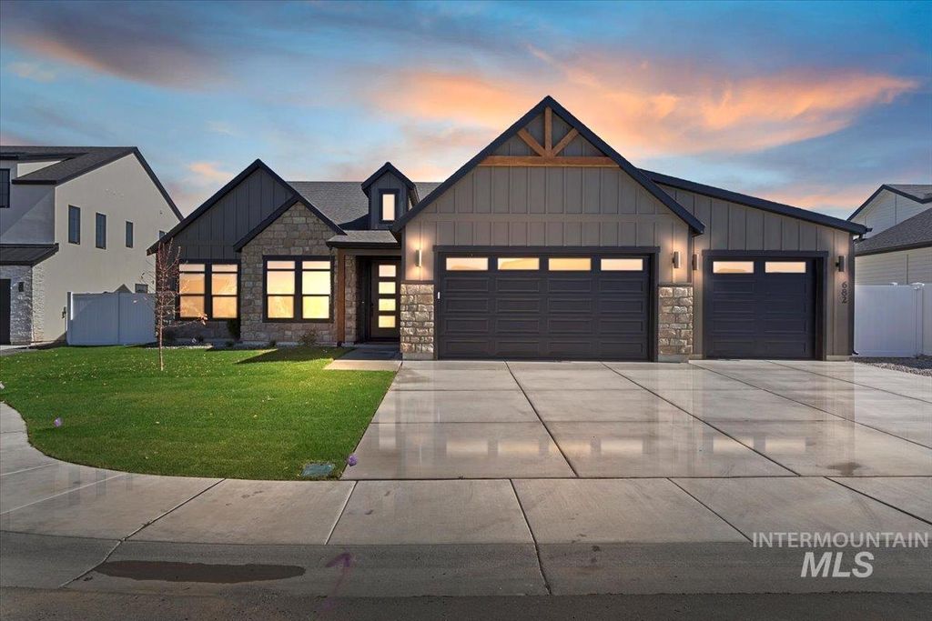 Photo of 682 Full Moon Way, Twin Falls, ID 83301 (MLS # 98964462)