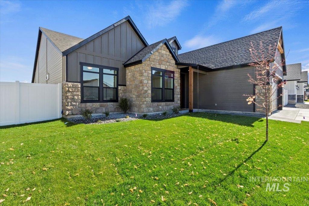 Photo of 682 Full Moon Way, Twin Falls, ID 83301 (MLS # 98964462)