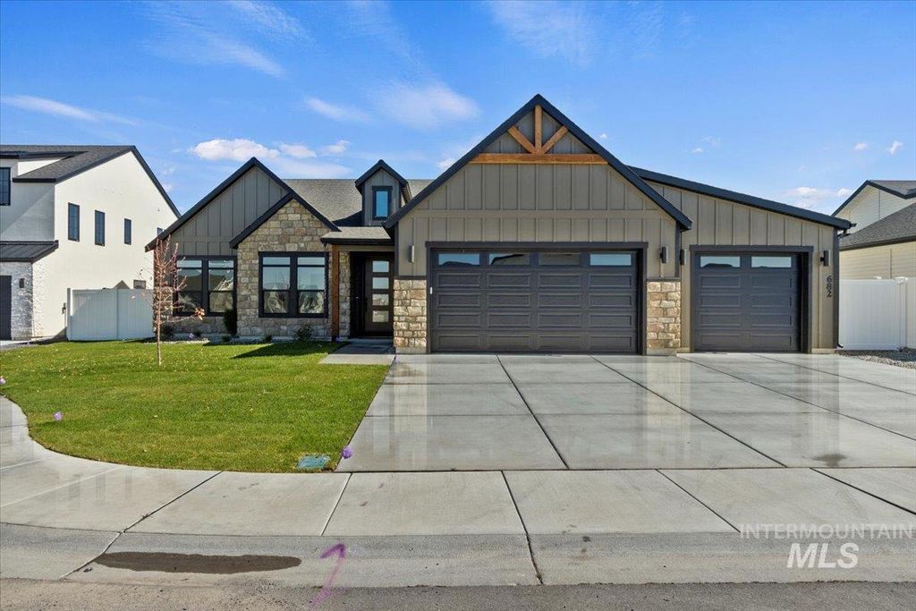 Photo of 682 Full Moon Way, Twin Falls, ID 83301 (MLS # 98964462)