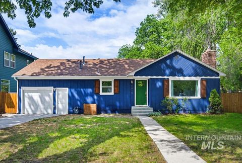 Photo of 4415 N Collister Dr, Boise, ID 83703 (MLS # 98986223)