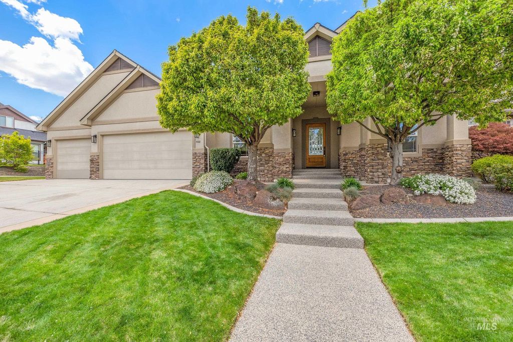 Photo of 4681 N Villa Ridge Way, Boise, ID 83703 (MLS # 98984322)