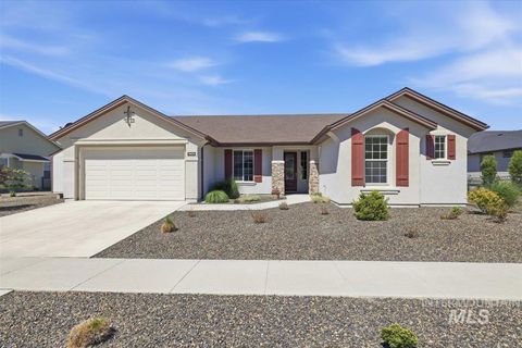 Photo of 19979 N Glenisla Pl, Boise, ID 83714 (MLS # 98988969)