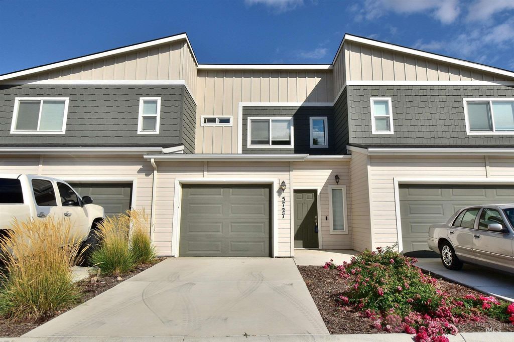 Photo of 5727 E Bollo St, Nampa, ID 83687 (MLS # 98963708)