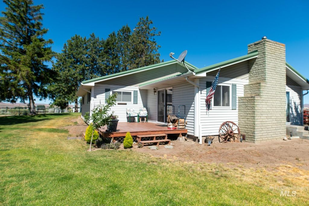 Photo of 733 Pringle Rd, Weiser, ID 83672 (MLS # 98972028)