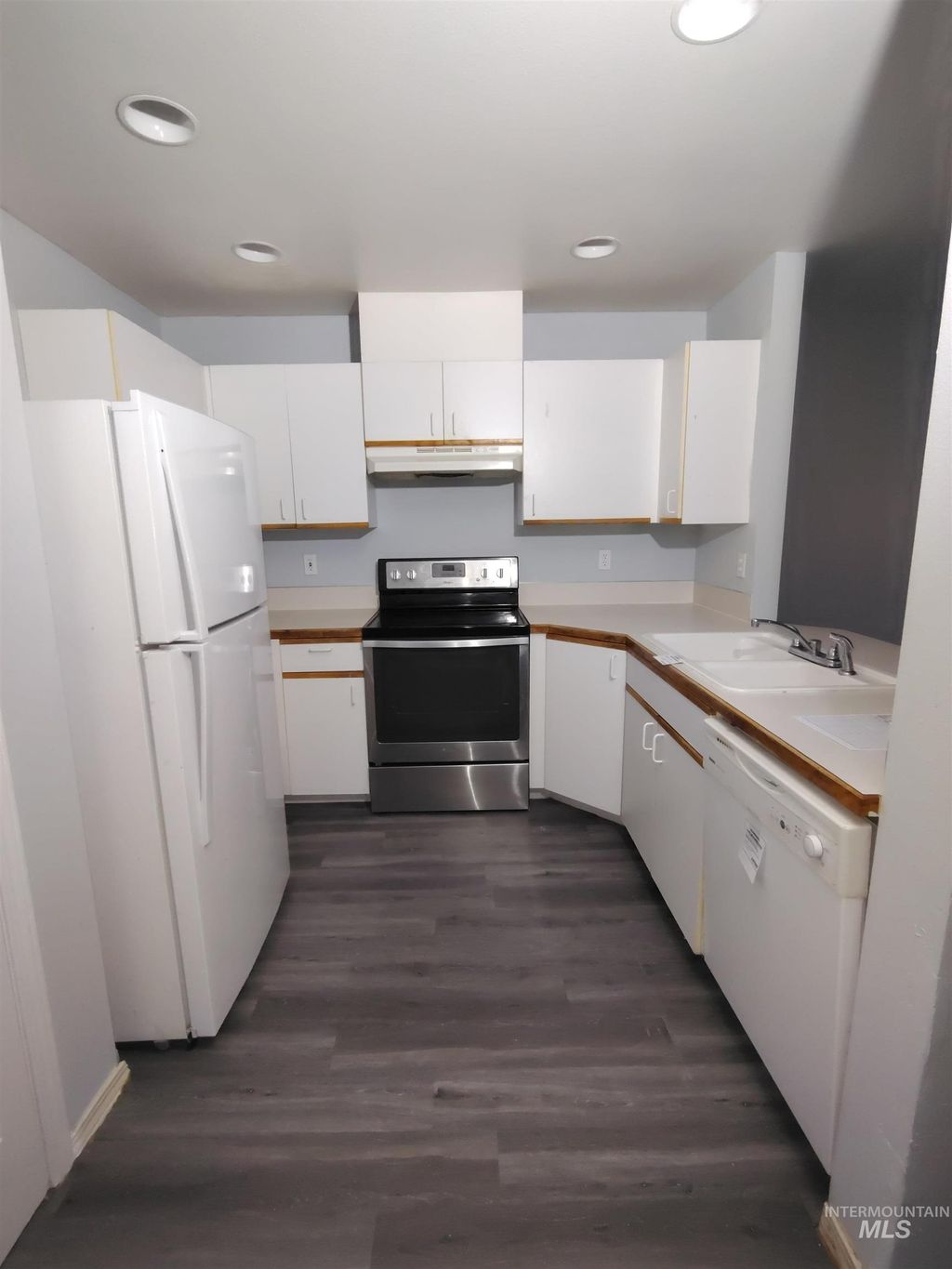 Photo of 175 Sagebrush Ave, Mountain Home, ID 83647 (MLS # 98980595)