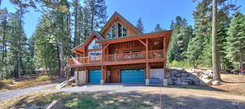 Photo of 1539 West Mountain Rd, Donnelly, ID 83615 (MLS # 98980761)