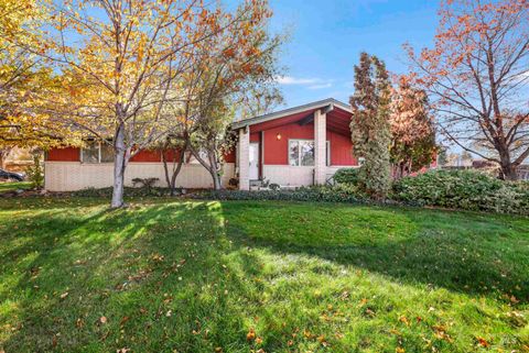 Photo of 2515 East 3700 North, Twin Falls, ID 83301 (MLS # 98965772)