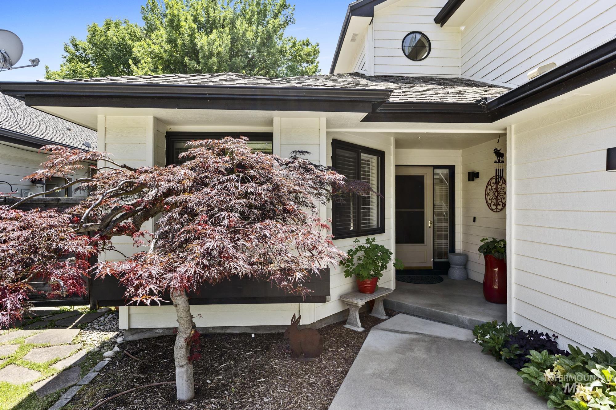 1938 S Springbrook Lane