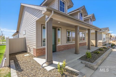 Photo of 395 E Chevy Dr, Boise, ID 83716 (MLS # 98984335)