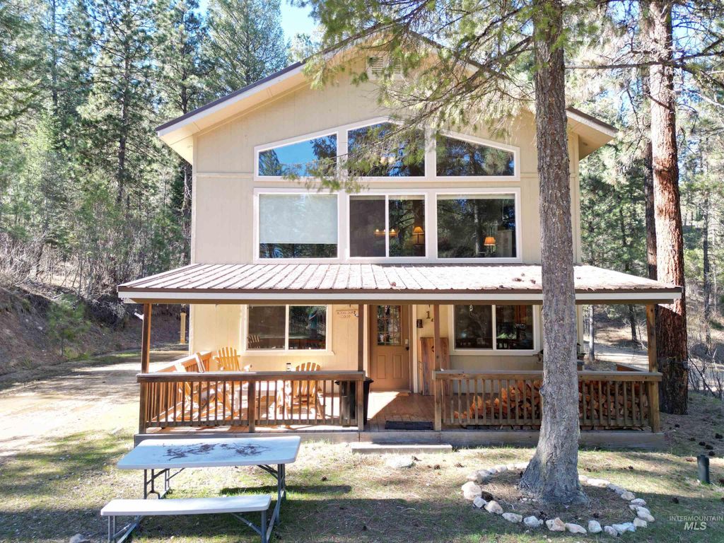 Photo of 14 Forest Trail Rd, Garden Valley, ID 83622 (MLS # 98981839)